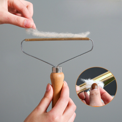 brosse-anti-poils-mousse